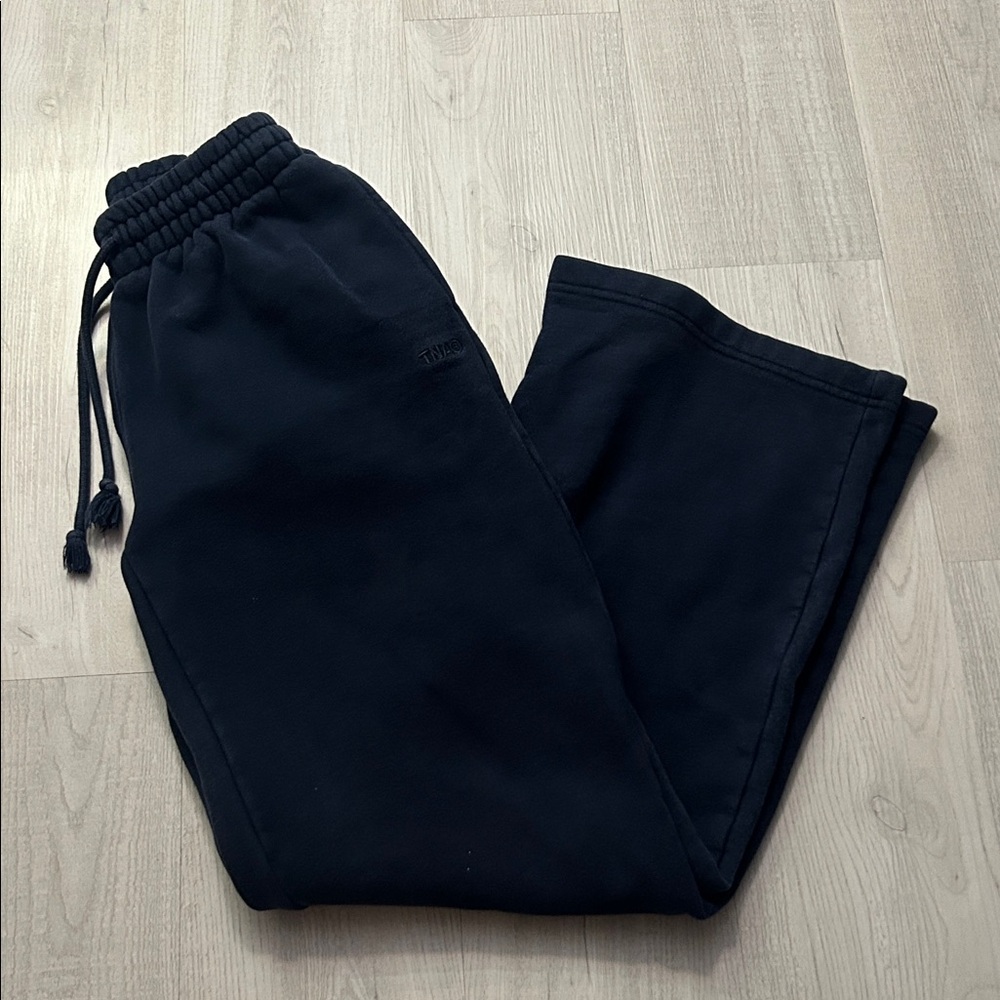 Aritzia TNA Navy Sweatfleece Pants